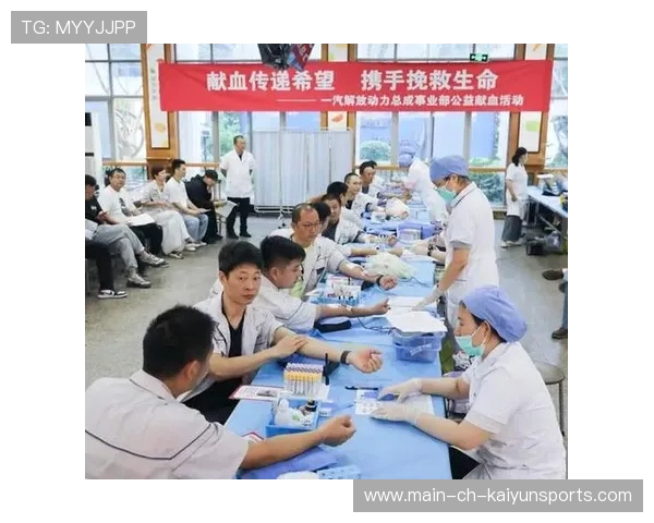 军训献血换假？ 校方：纯属误读，学生自愿参与，军训前献血