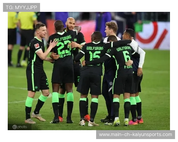 球队整体配合愈发默契（448 ）